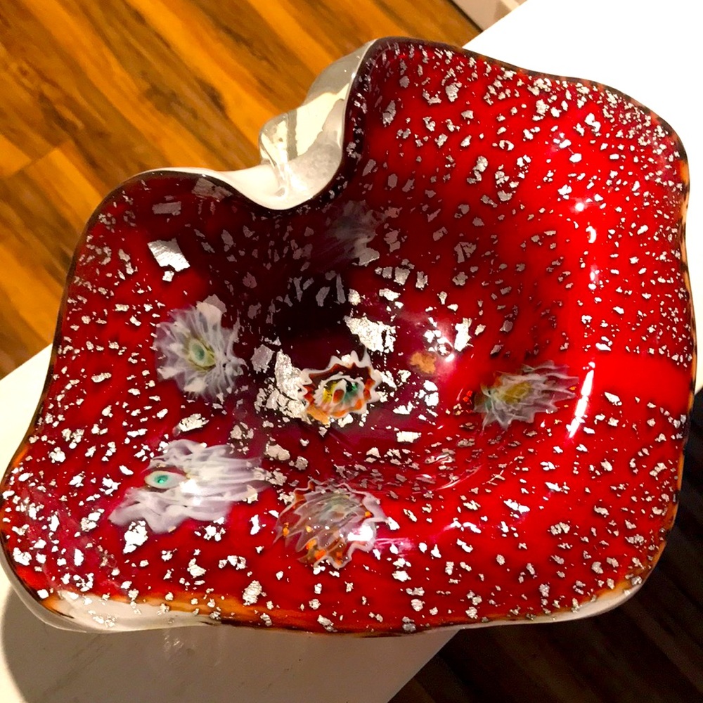 29cm x 21cm Gorgeous Millefiori Center Piece Candy Dish from Murano Italy